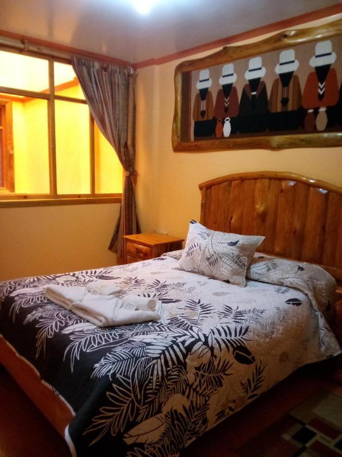 Hotel Santafe Inn Отавало Екстер'єр фото