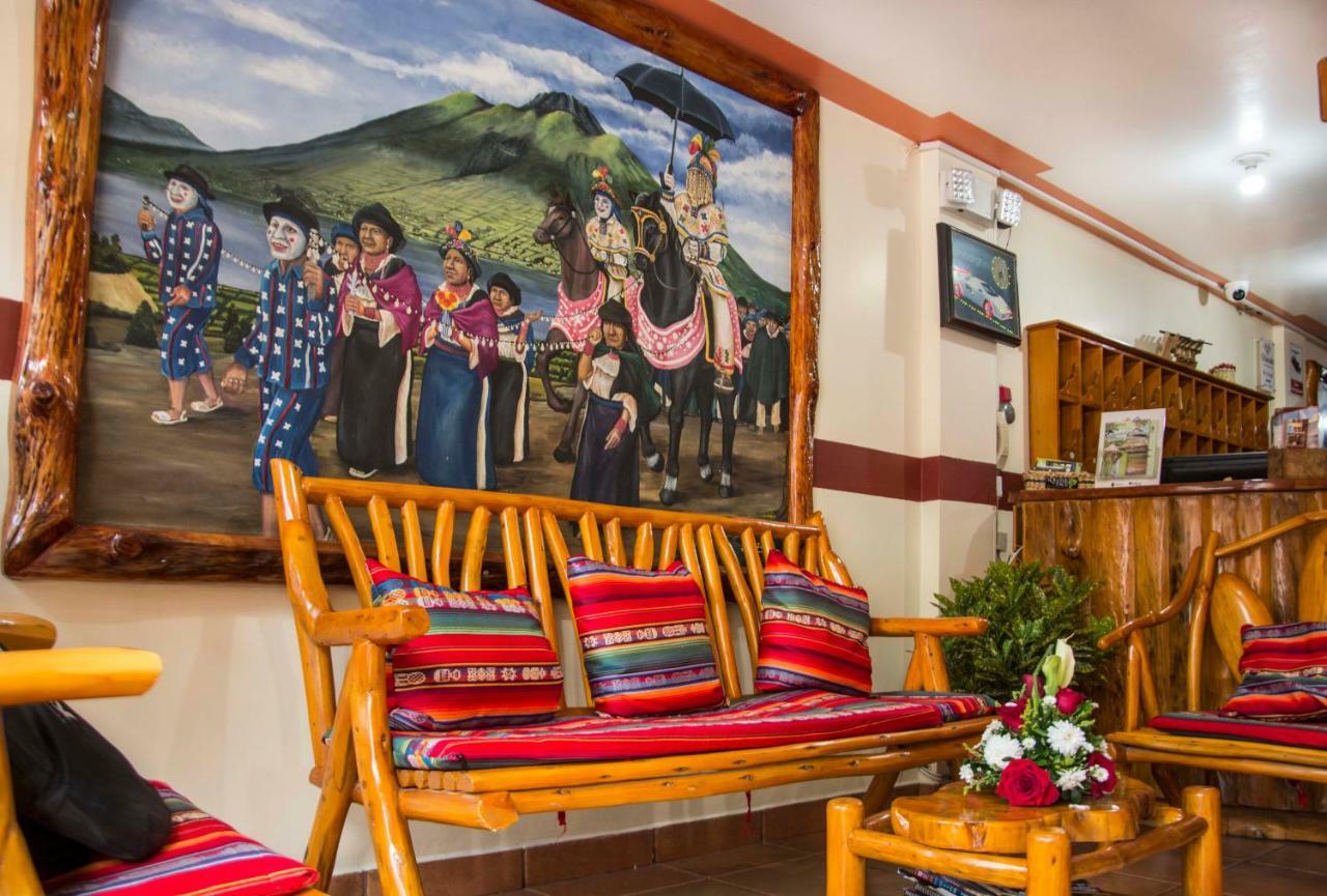 Hotel Santafe Inn Отавало Екстер'єр фото