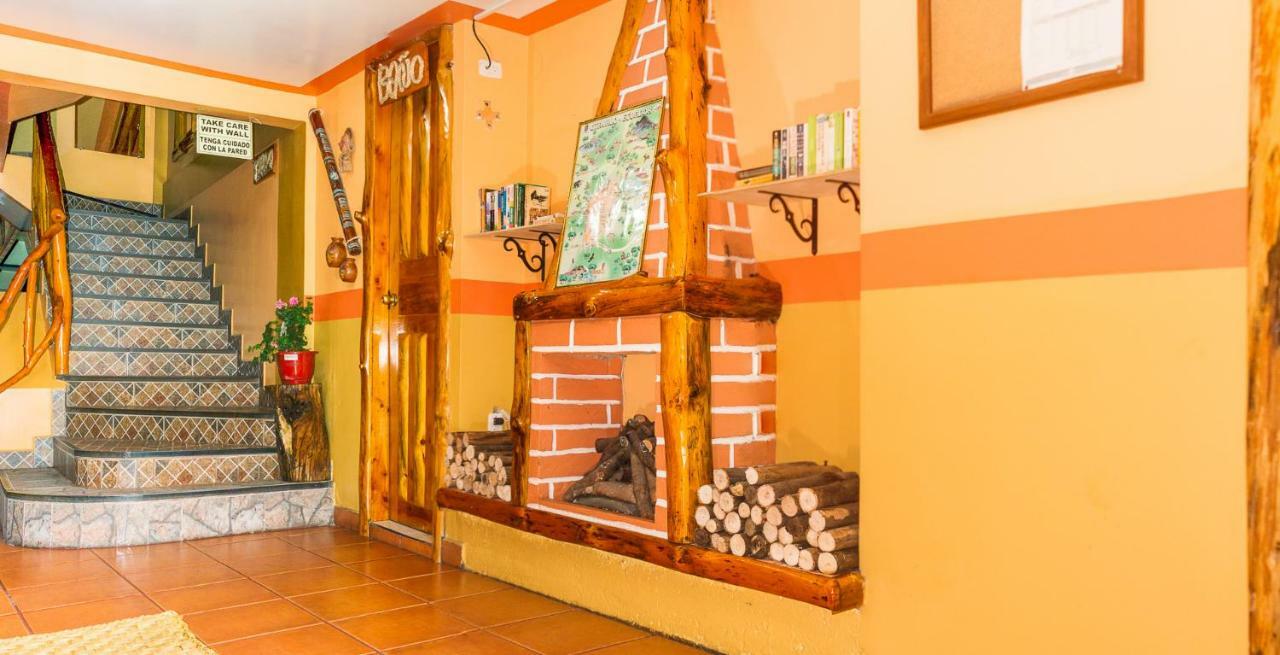 Hotel Santafe Inn Отавало Екстер'єр фото