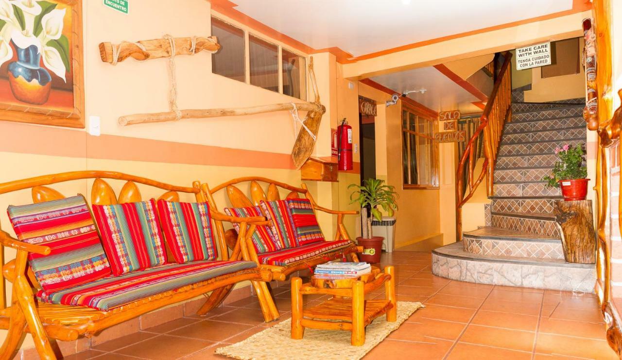 Hotel Santafe Inn Отавало Екстер'єр фото