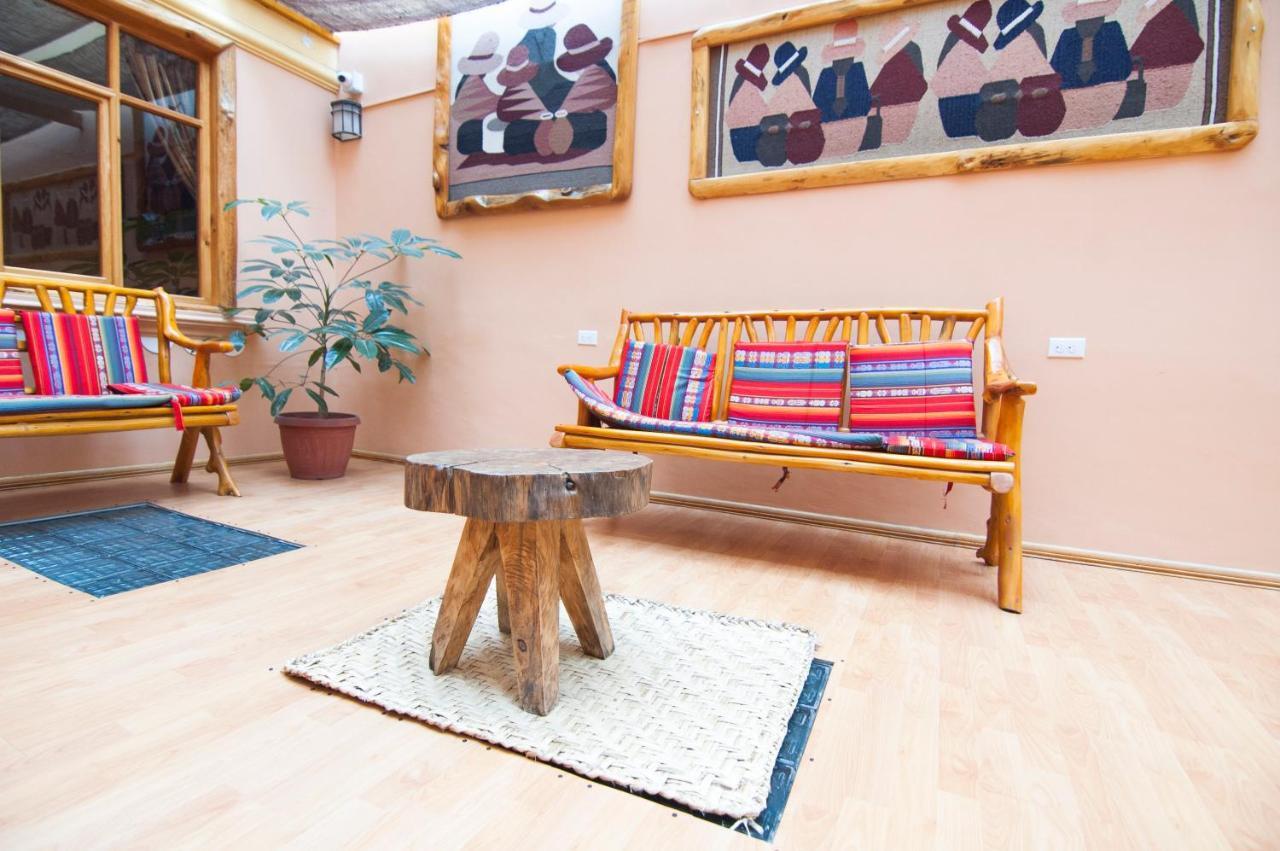 Hotel Santafe Inn Отавало Екстер'єр фото