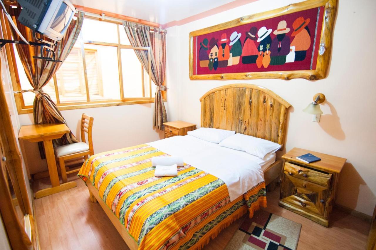 Hotel Santafe Inn Отавало Екстер'єр фото